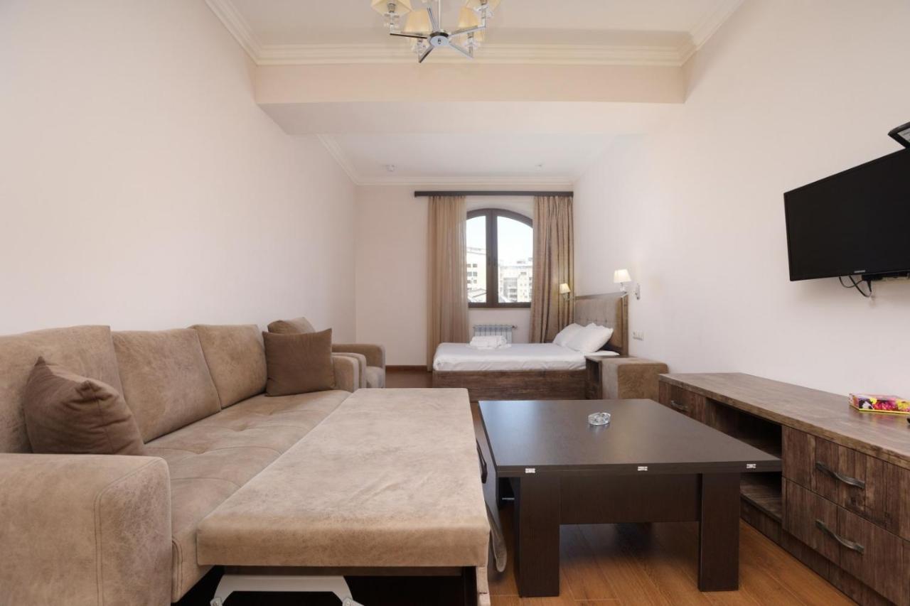 Stay Inn-Apartments On Buzand 17 Yerevan Exterior photo